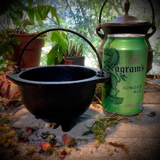 Medium Cast Iron Cauldron