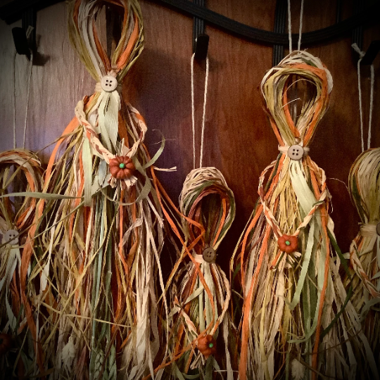 Corn Dolly Traditional Folk Art ~ Wheat Doll