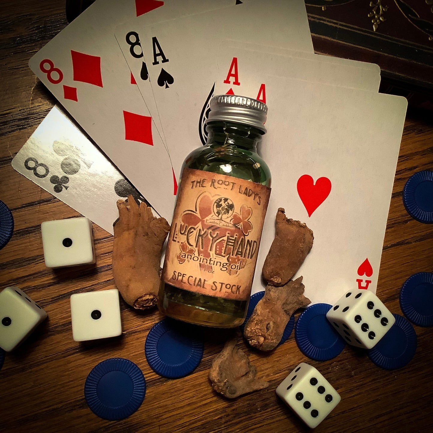 Lucky Hand ~ Luck & Chance ~ Spell and Anointing Oil