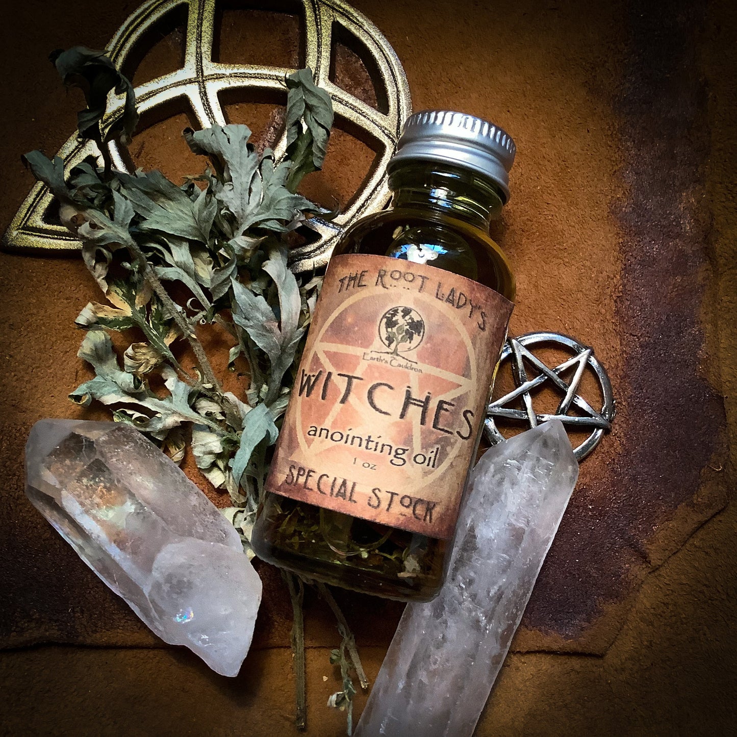 Witches ~ Power & Strength ~ Deluxe Cauldron Potion Oil